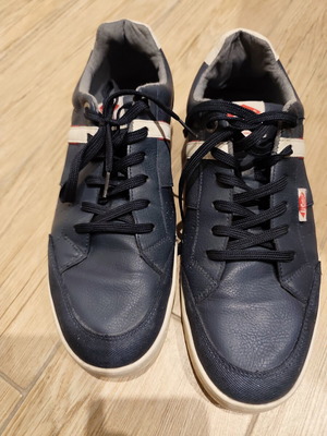 Lee Cooper men's navy blue leather sneakers used size 45 flats