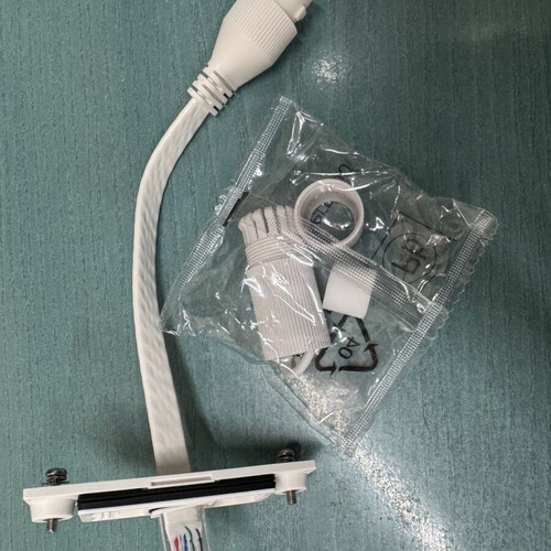 Network extension with sealing cap new