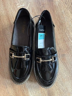 Soleflex loafers new, size 38, black