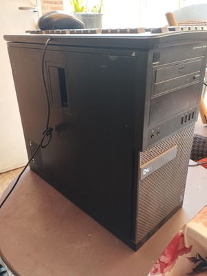 Desktop PC like new Intel i5 8GB RAM 345GB storage with mouse and keyboard