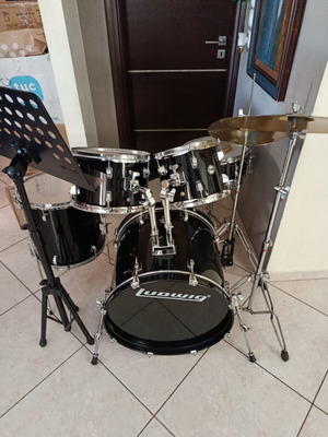 Ludwig drum set used with bass drum, snare, toms and cymbals