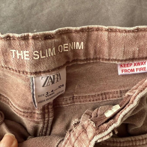 GAP kids' jeans like new, black and beige, size 104 cm