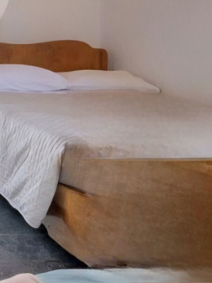 Wooden solid half-double bed used with two large drawers