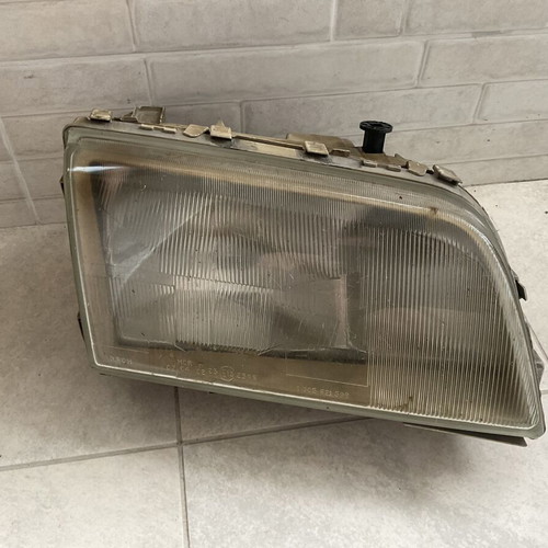 Mercedes C-class W202 right headlight original used, Bosch