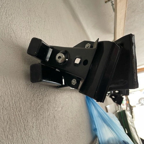 Hermes aluminum roof bars like new