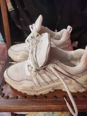 Windsor Smith athletic shoes size 36 used, white