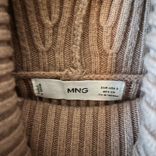 MNG rib oversized pullover with bell sleeve like new, beige
