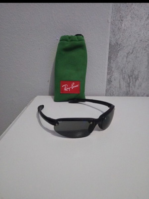 Ray Ban children's sunglasses used, black with case