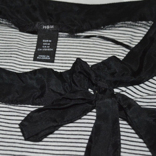 H&M Striped Cap Sleeve Top with Silk Bow Trim size M like new
