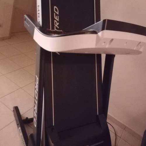ProTred MR-900 Electric Folding Treadmill like new, 3hp, 130kg max
