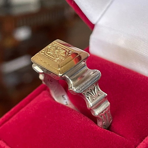 Gerochristo Classic Ring in 18K Gold and Sterling Silver like new