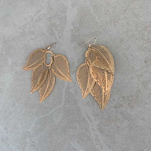 Accessorize metal gold feather earrings like new