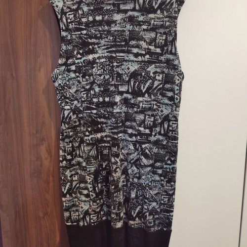 Summer dress with lining used, with fine mesh