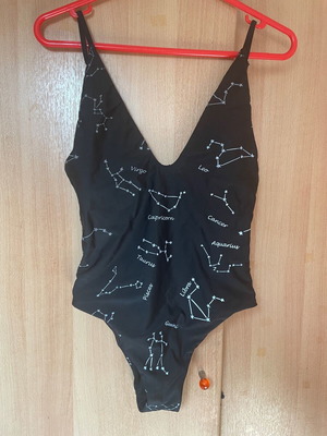 Cropp one-piece swimsuit used, size S, black with cups