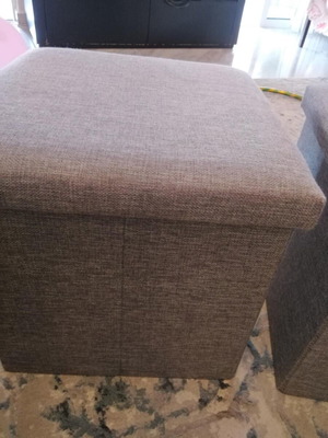 Set of 2 small storage ottomans