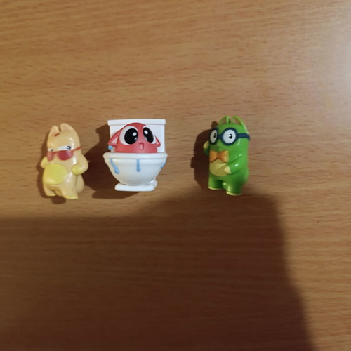 Lost Kitties collectible figures set