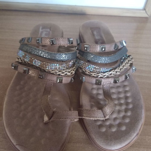Women's sandals like new, size 37, multicolor with unique design