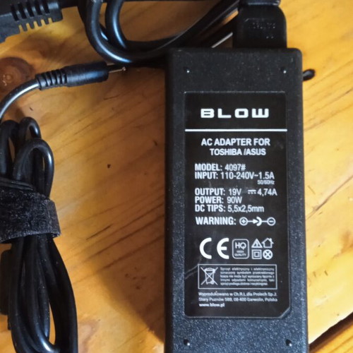 Adaptor Toshiba laptop new