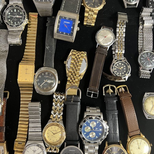 Watches used, lot of 35 needing service or repair
