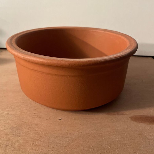 Deroma Italy terracotta pot without hole 19cm diameter x 8cm height No1 new