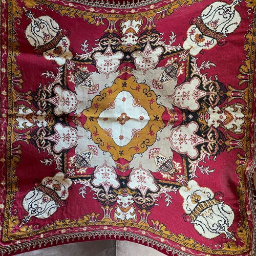 Handmade metrito embroidery used with velvet finish