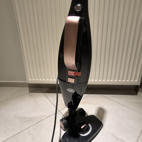Stick vacuum VICKO Spark 800 W used