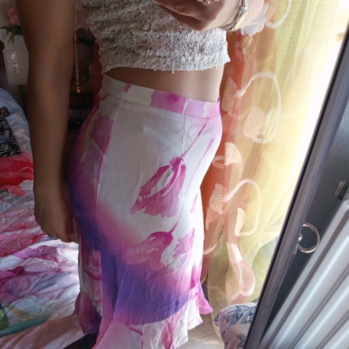 Midi skirt purple lilac size L like new