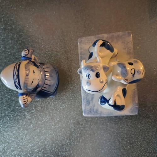 Delft porcelain decorative set 2 pieces like new, handpainted