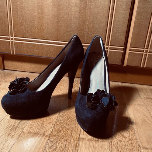 Bata black high heels used size 39