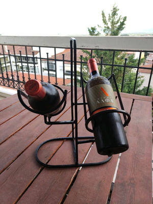 Wine metallic holder used