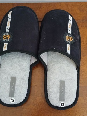 Tex men's slippers new, black size 42