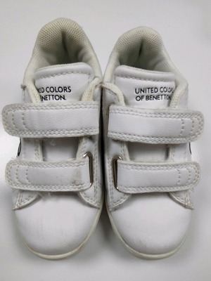 Атлетически обувки Benetton употребявани, номер 25, бели