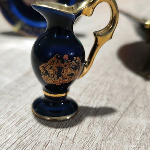 Porcelaine Limoges Castel France miniatura plates and jug used