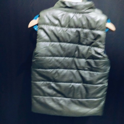 Children's vests size 3 and 4 like new