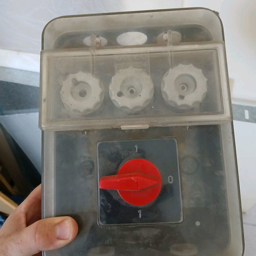 Fuse switches used, pack of 2