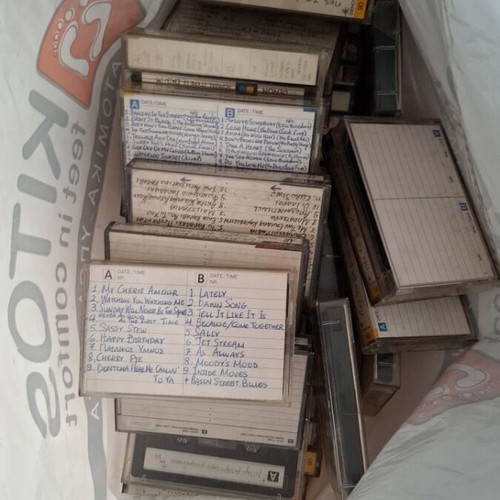 Cassette tapes used with Greek and foreign music, many