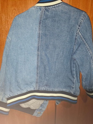 Zara denim jacket like new with two-tone and fleece lining