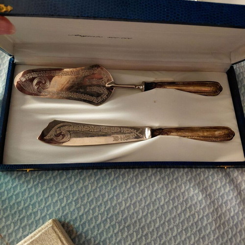 Vintage silver cake serving set like new