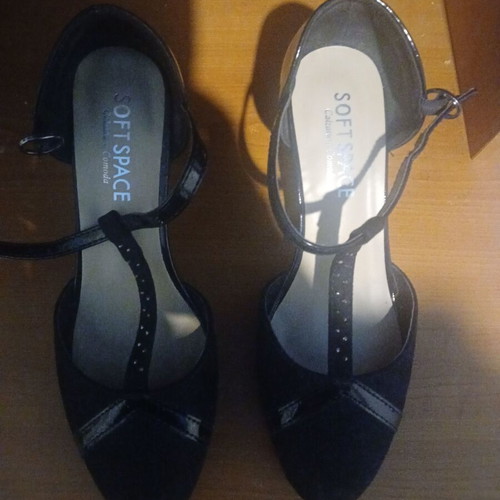 Women's shoes size 38 black like new, set of 3 pairs