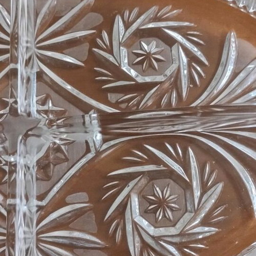 Crystal Oval Platter 24% like new, 0.30x0.20 with 4 compartments