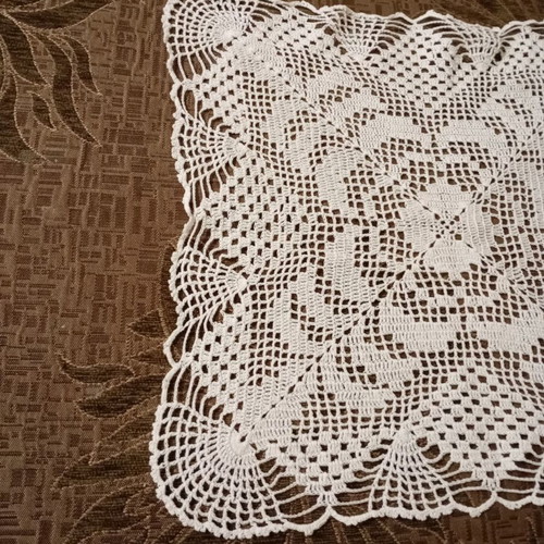 Handmade doily like new, set of 3 pieces