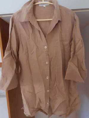 Beige thick shirt size approximately XL