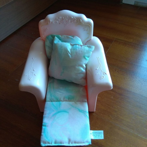 Barbie furniture like new, 2-in-1 bed-sofa and furniture