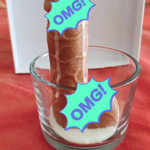 Custom Handmade Soy Candle "Αθώο" with Personalized Label
