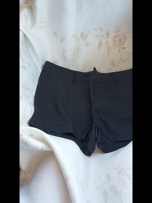 Linen shorts black Mango size L like new