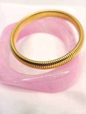 Set of 2 resin and gold elastic bracelets new, pink and gold