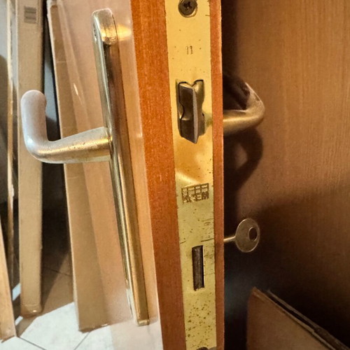 Laminate interior doors used, includes door leaves, frames, handles