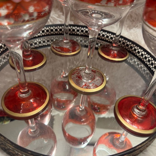 Venetian stemmed glasses like new, set of 6 with red design