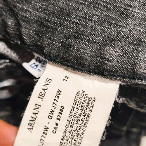 Armani Cropped Jeans like new, grey with subtle glitter
