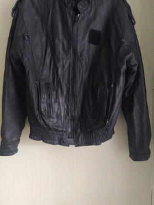 Pier One men's leather jacket size 52 like new black